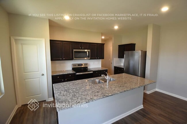 Photo - 204 Catania Way NW