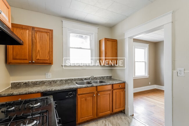 Photo - 4055 Palos St