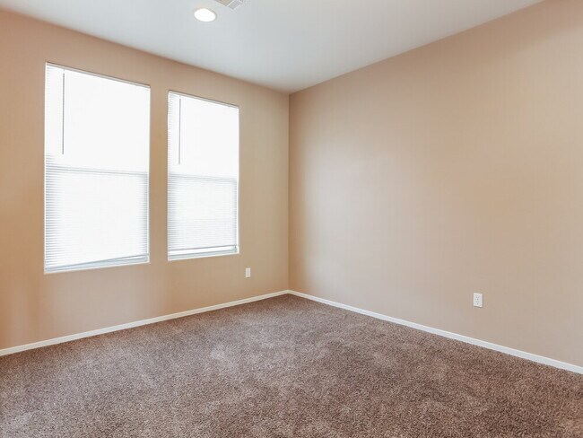 Photo - 1021 Equator Ave