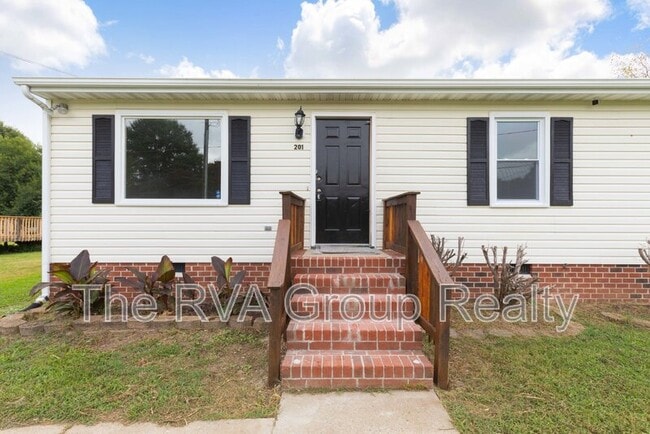 Photo - 201 Evergreen Ave