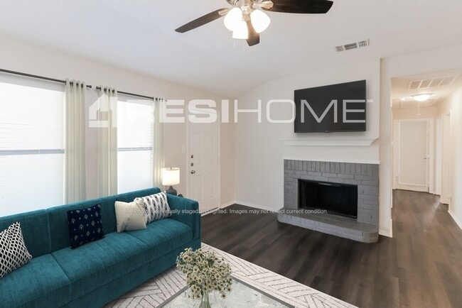Photo - 10427 Blackjack Oaks Dr