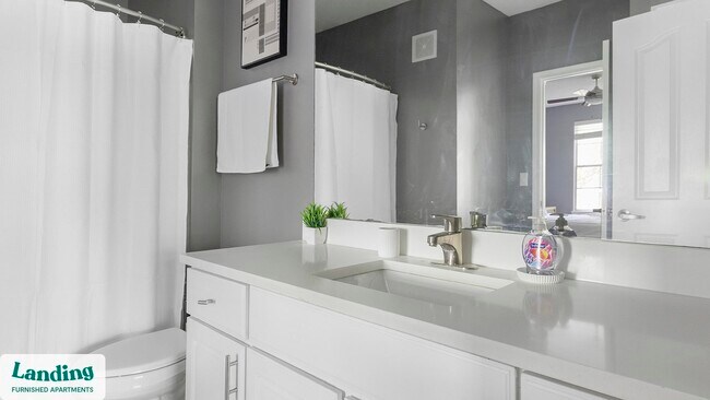 Photo - 100 Peyton Pl SW Unit 4208