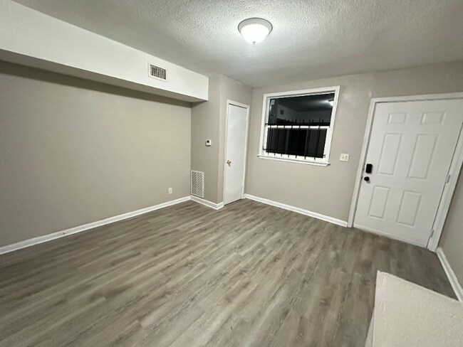 Photo - 4219 Springfield Blvd Unidad 1