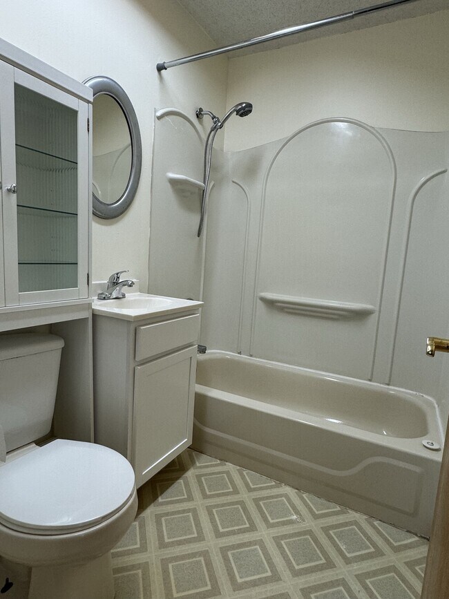 Photo - 2050 S. St. Clair