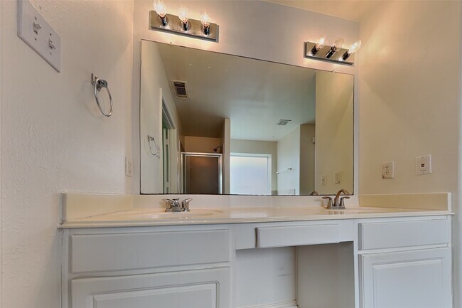 Photo - 14750 Autumn Glen Ct