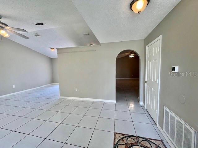 Photo - 2342 Queenswood Cir