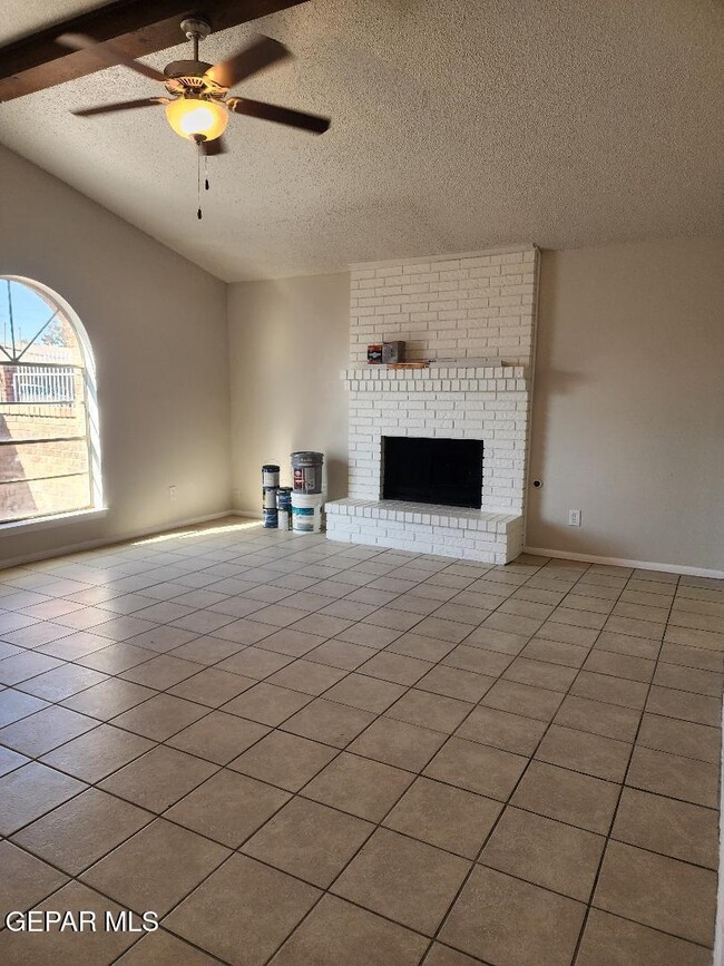 Photo - 2912 E Glen Dr