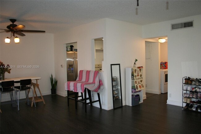 Photo - 2762 S University Dr