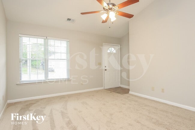 Photo - 4 Franklinwood Dr