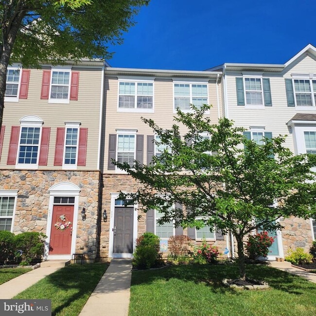 Photo - 457 Wistar Pl Townhome
