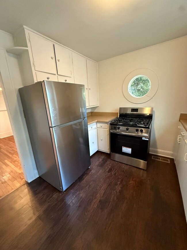 Photo - 0011 Unit 0011