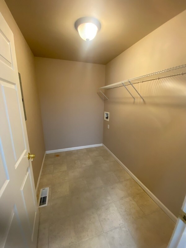 Photo - 712 Oakmont Rd