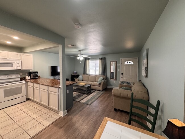Photo - 1664 Beach Blvd
