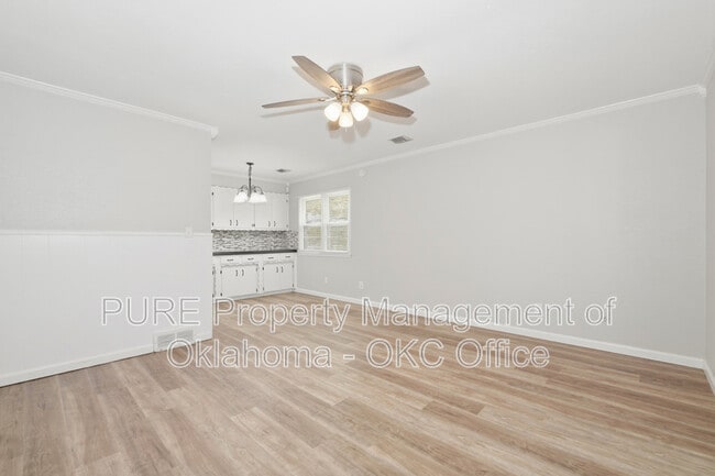 Photo - 1301 NW 102nd St