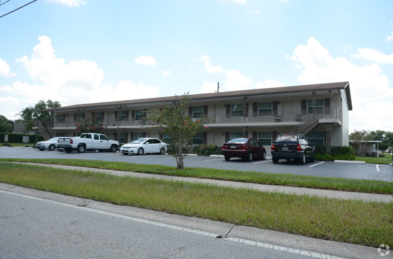 Cloverdale Apartments - Cloverdale Apartments