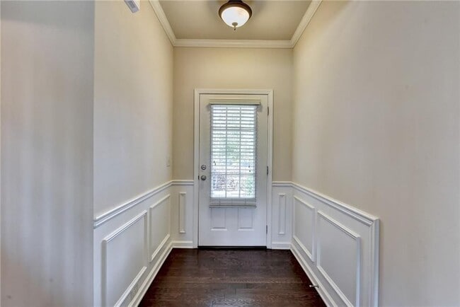 Photo - 5160 Breezewood Cir