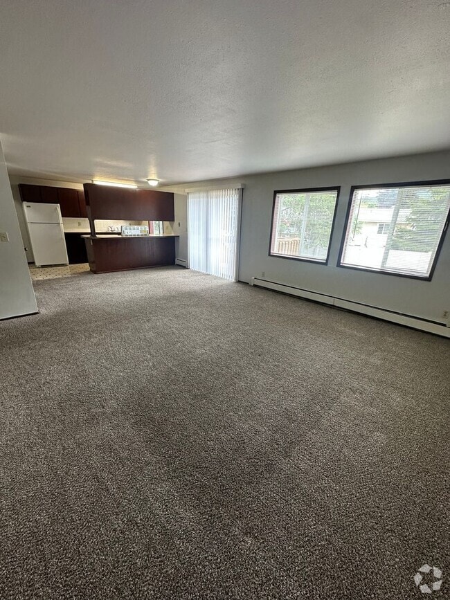 Building Photo - 3210-3212 S Gillis Rd Rental