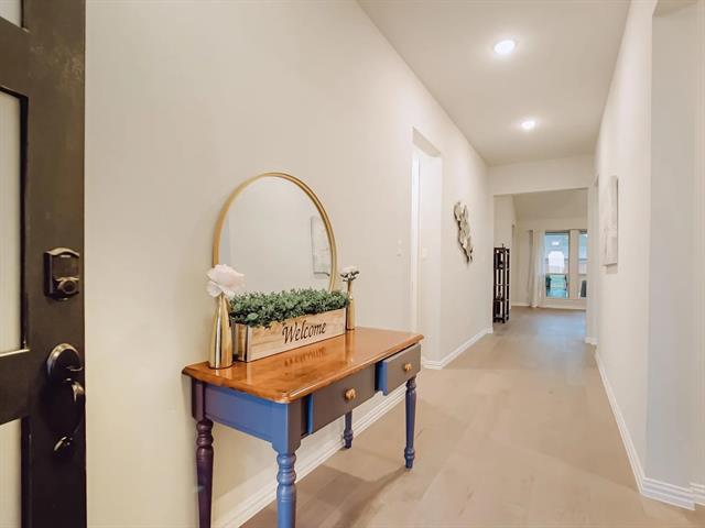 Photo - 504 Antler Dr