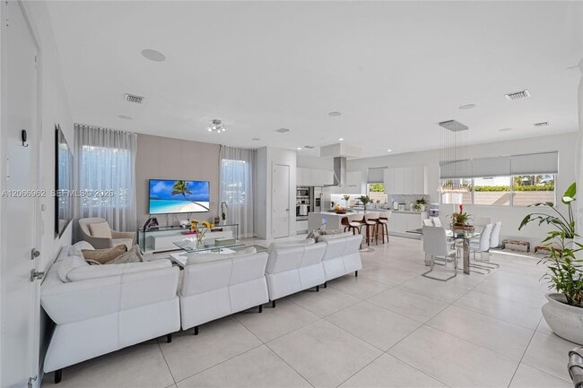 Photo - 7515 NW 99th Ave
