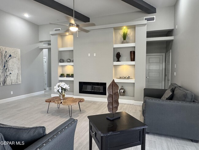 Photo - 13079 Emerald Hls Ave
