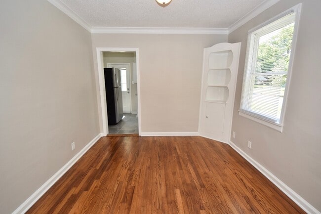 Photo - Charming updated 3 bed, 1 bath home near Midtown and Pink Palace.