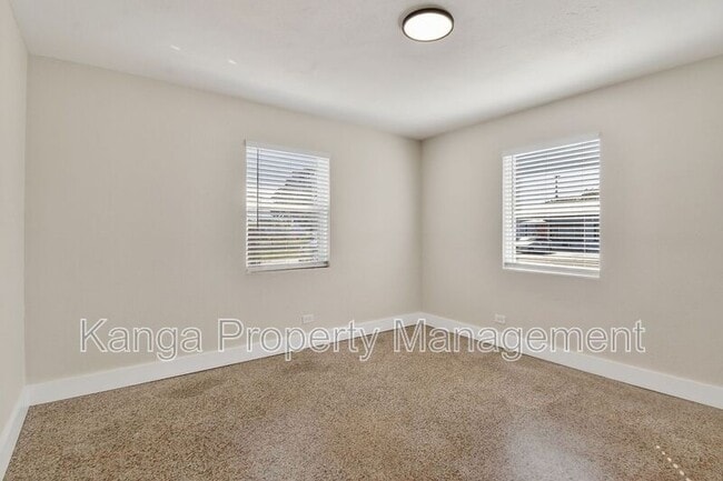 Photo - 58 W 27th St Unit 1