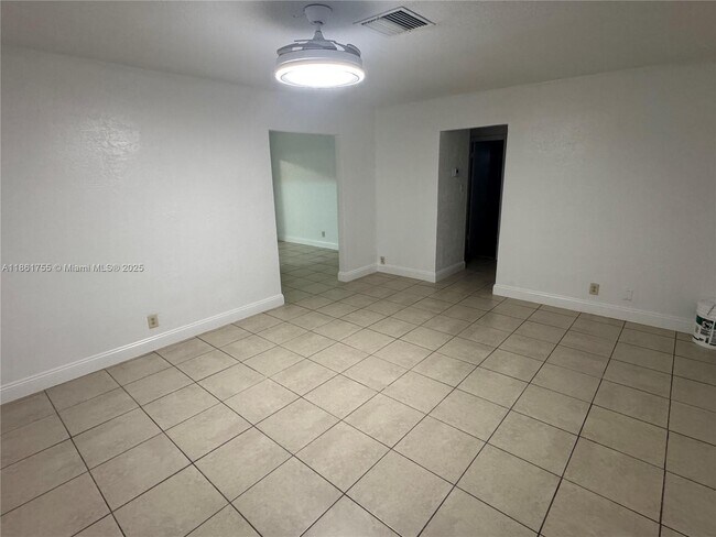 Photo - 7205 NW 76th Pl