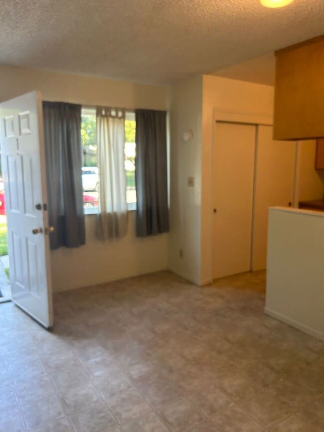 Photo - Lovely 2 bedroom in Davis