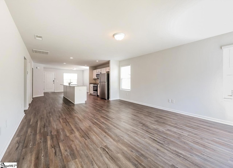 Photo - 474 Pollyanna Dr