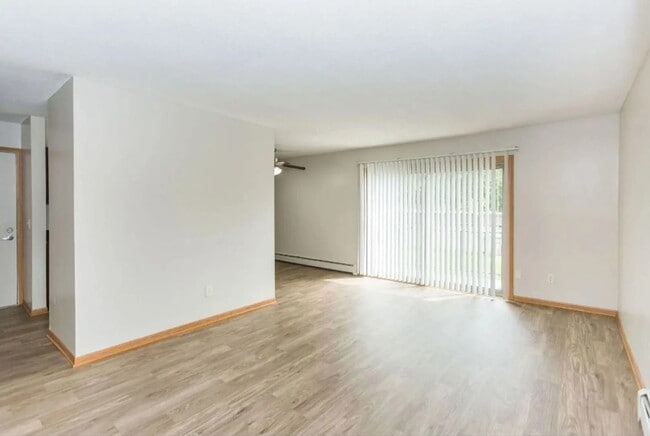 Photo - River Ridge Apartments