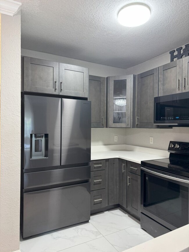 Photo - The Grande Downtown - REMODELED 1 Bedroom Available for rent NOW!