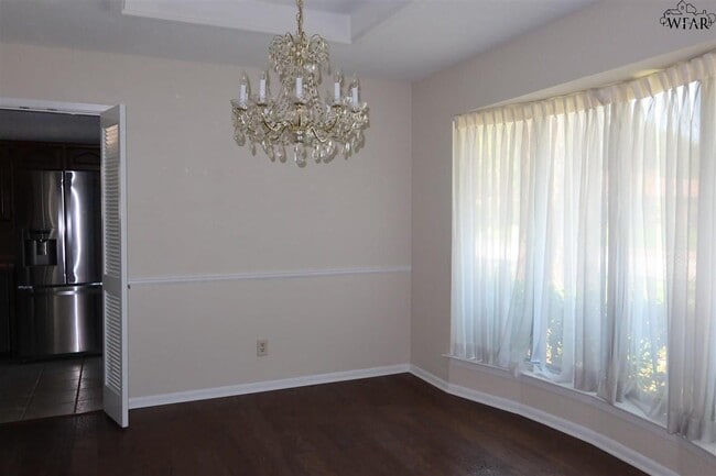Photo - 2415 Bryan Glen St
