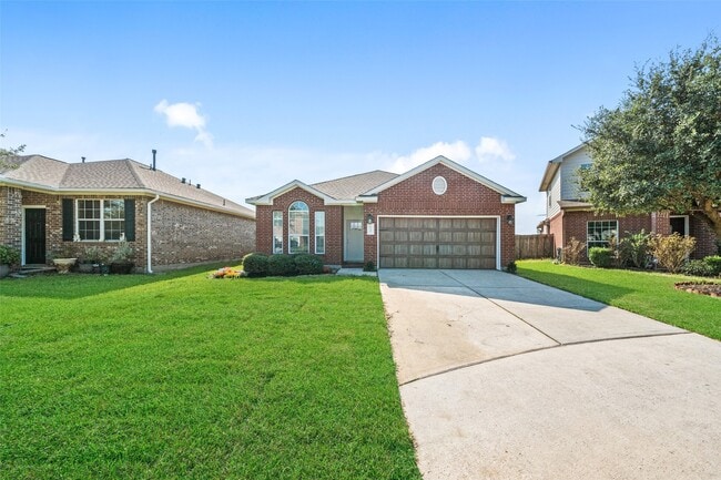 Photo - 8239 Nagy Hill St