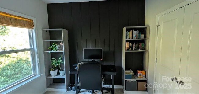 Photo - 515 Upper Stone Cir