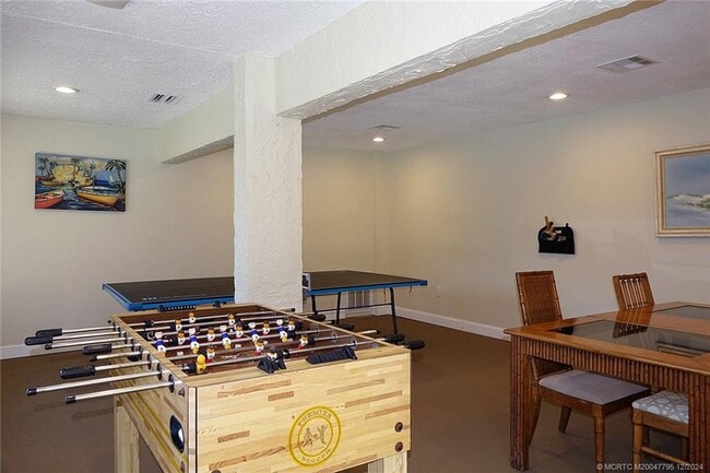 Building Photo - 9940 S Ocean Dr Unit 809 Rental