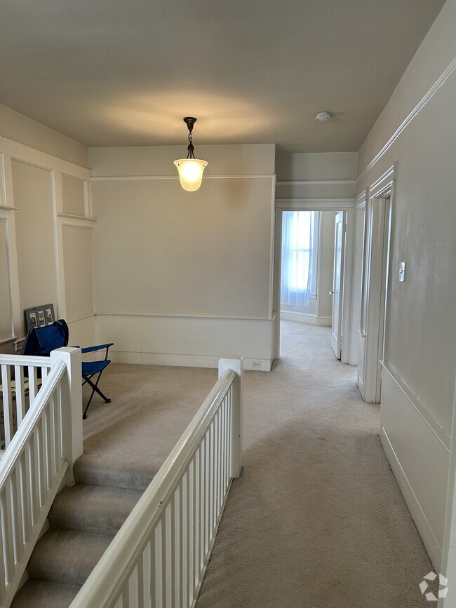 Building Photo - 1363 Jackson St Unit Cory Gin Rental