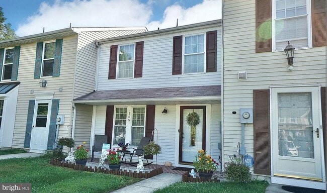 Building Photo - 165 Villa Knoll Ct Rental