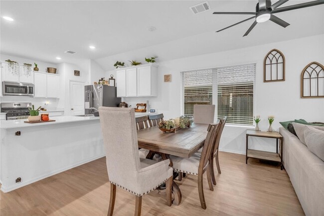 Photo - 6308 Astoria Pk Ln