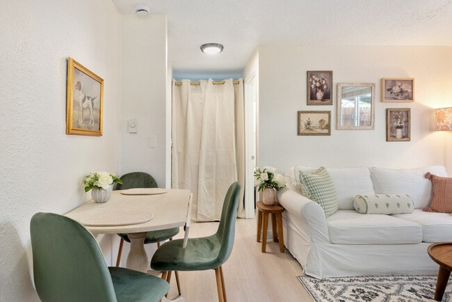 Photo - 838 SE Tacoma St Unit ID1471544P