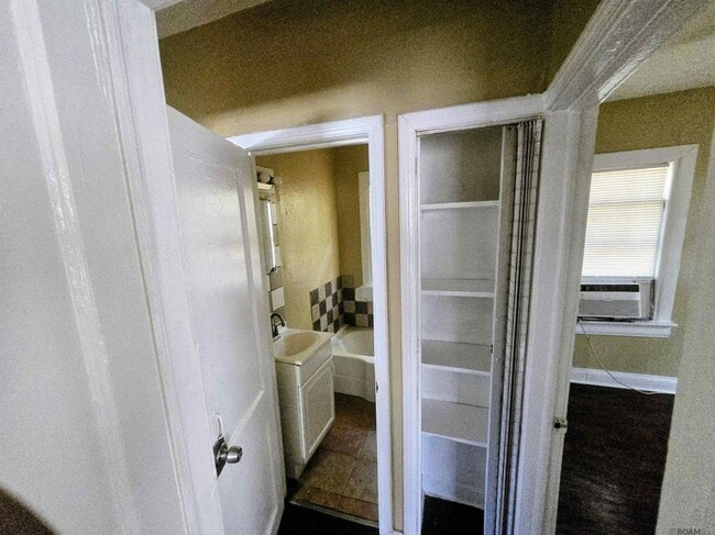 Photo - 4358 N Foster Dr