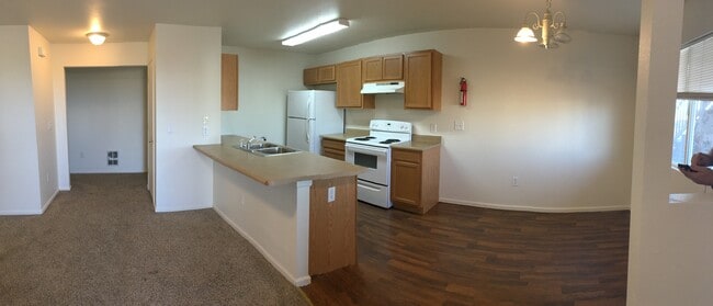 liv. rm & kitchen - 1927 S 11th St Unit #D