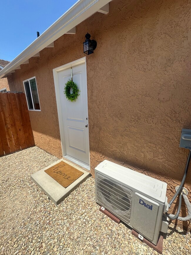 Photo - 1545 N 5th Pl Apartment Unit A