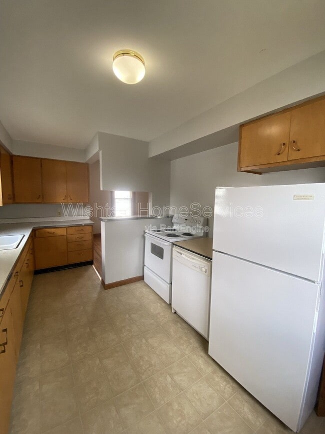 Photo - 516 W Murray St