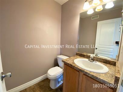 Photo - 1441 Heather Ln