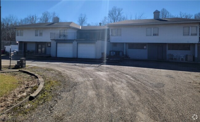 Building Photo - 5588 Glenn Hwy Unit C Rental