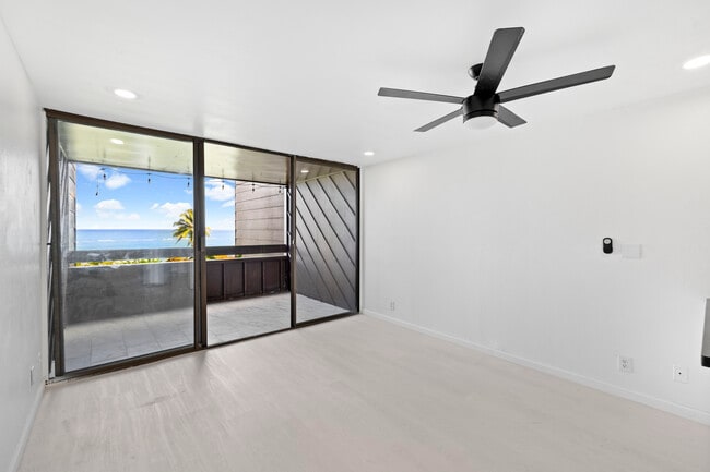 Photo - Makaua Village