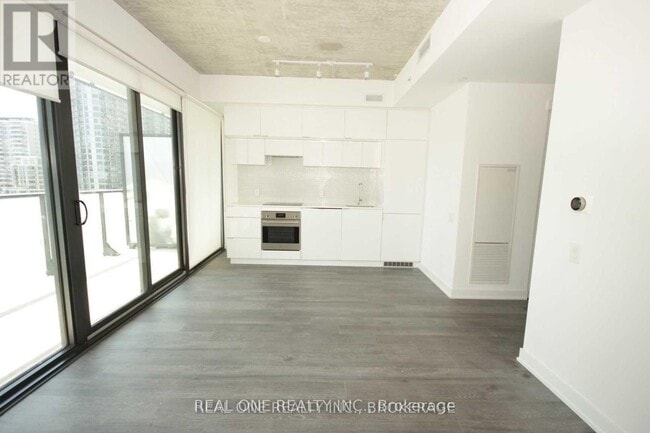 Photo - 185 Roehampton Ave Unit 1411