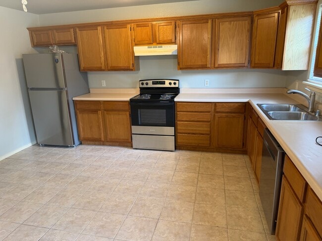Photo - 720 Appleridge Dr