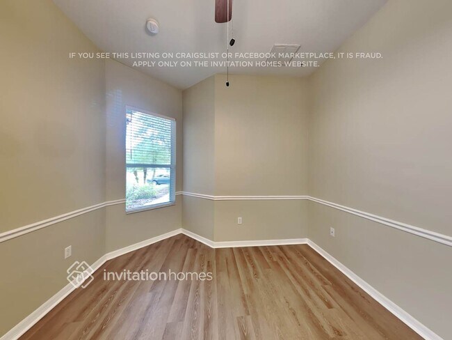 Photo - 20401 Walnut Grove Ln