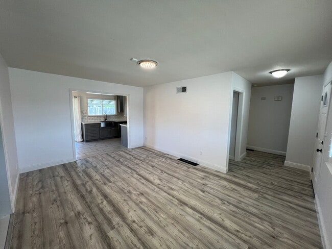 Photo - 3-bedroom single story in Manteca!